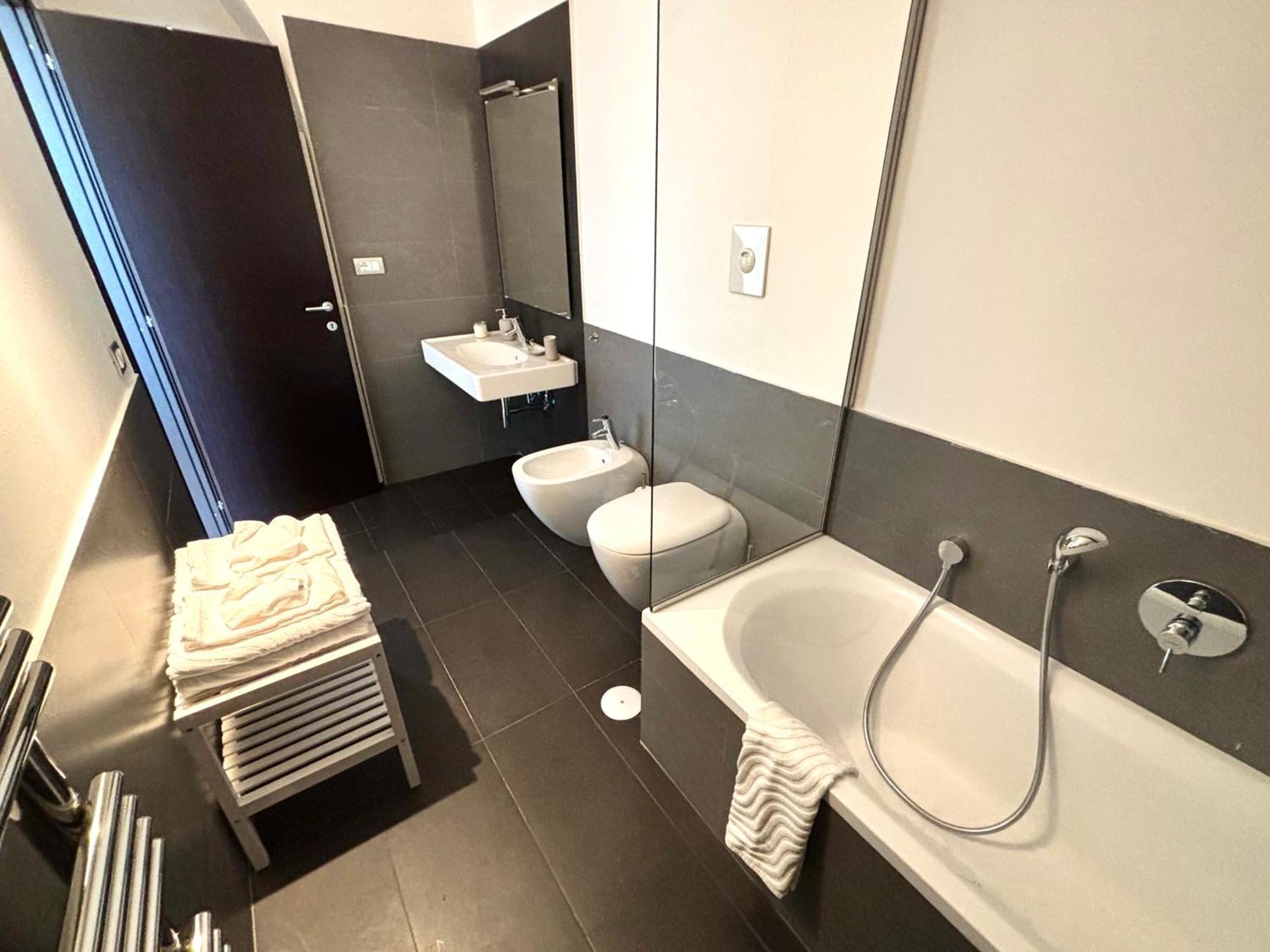 Unonoveuno Luxury Apartment เนเปิลส์ ภายนอก รูปภาพ